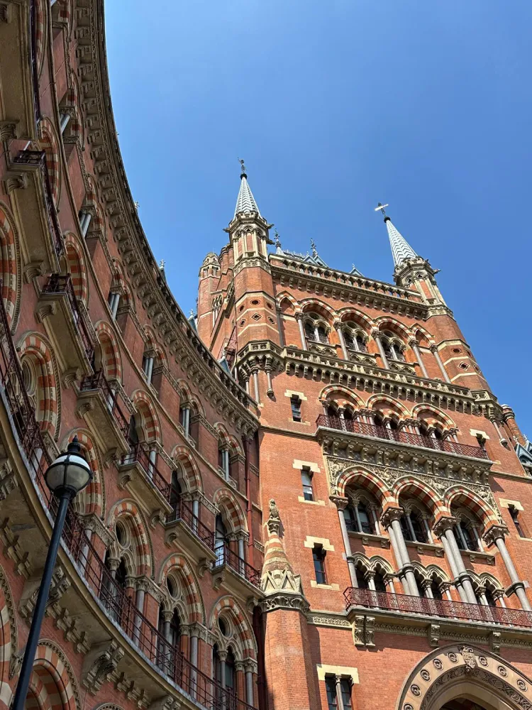 stazione di san pancrazio londra