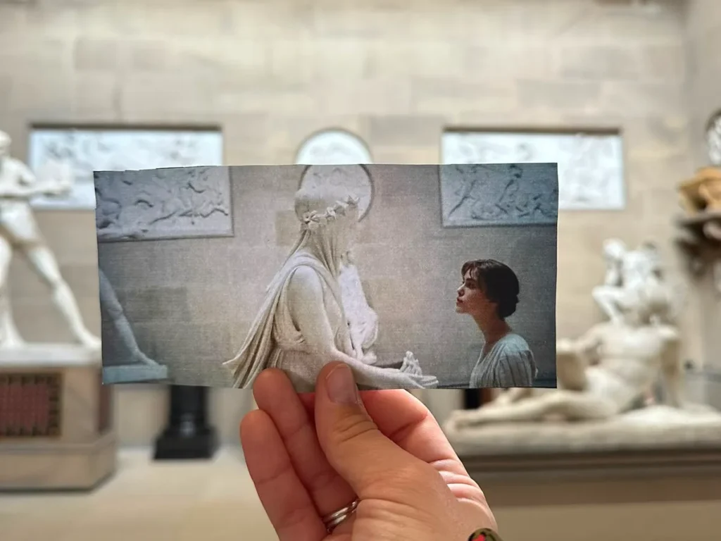 sala delle statue lizzie